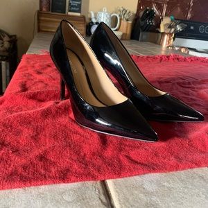 Gianni Bini Black Patent Leather Heels, LIKE NEW!